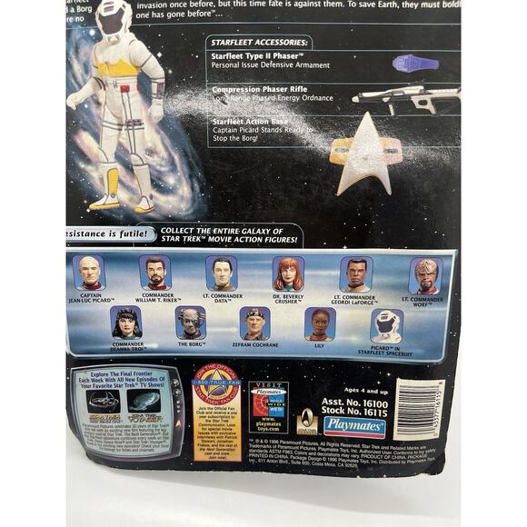 Captain Picard in Spacesuit Action Figure Star Trek First Contact Playmates 1996 - Picture 3 of 6